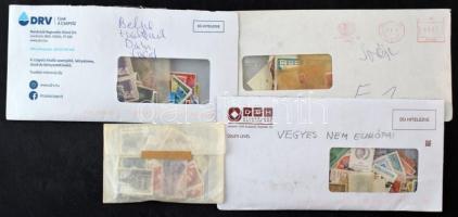 Kb. 2-3.000 db külföldi bélyeg országonként borítékokba rendezve, javarészt európai