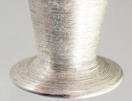 Ezüstszínű gyertyatartó, hibátlan, m: 14 cm