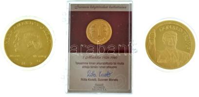 Finnország 1937. 1M aranyozva, műanyag tokban + Amerikai Egyesült Államok 2020. "Donald Trump" kétoldalas, aranyozott emlékérem kapszulában (2xklf) T:AU,PP Finland 1937. 1 Markka gilt in plastic case + USA 2020. "Donald Trump" double-sided gilt medallion in capsule (2xdiff) C:AU,PP