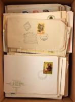 Több száz db magyar FDC az 1960-as, 1970-es évekből, dobozban