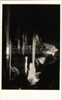 Borszék, Borsec; Jégbarlang belső. Heiter György fényképész eredeti felvétele és kiadása / ice cave interior