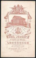 cca 1880 Női portré, keményhátú fotó Geil József losonci műterméből, hátoldalon a műterem képével, 1...