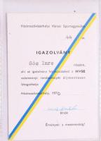 9 db vegyes igazolvány, közte kék útlevél + vezetői engedély tok, üres