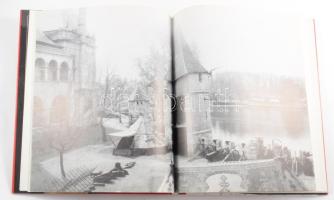 1896. Magyarország az Ezredévi Kiállítás tükrében. A kötet anyagát gyűjtötte és összeállította a dok...