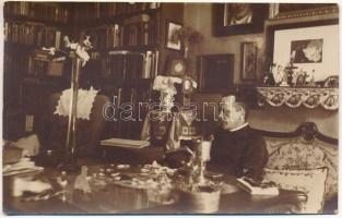 1917 Szatmárnémeti, Szatmár, Satu Mare; Varjas Endre (?) kegyes tanítórendi áldozópap és tanár, majd világi pap / Endre Varjas, pious priest and teacher, later secular priest. photo (apró szakadás / tiny tear)