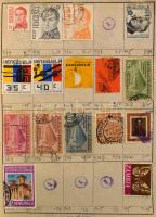 Kb 4.000 db bélyeg 8 db régi cserefüzetben, benne Németország, Europa CEPT, angol gyarmatok, Dél-Amerika, Svédország, Izrael, Hollandia stb.