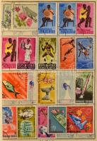 Kb 4.000 db döntően különféle bélyeg 6 db régi cserefüzetben, benne angol gyarmatok, Közel-Kelet, Gö...