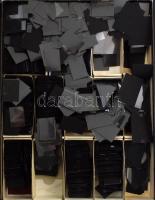 Nagy puzzle doboz tele Hawid darabokkal, méretek szerint rendezve