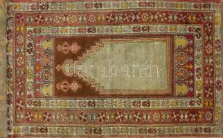 Keleti faliszőnyeg, 160x100 cm