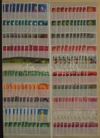 Angol, szovjet, német és magyar tízes rendező, 4.800 bélyeg 12 lapos nagyalakú berakóban