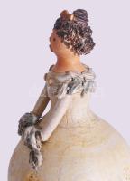 Kiss Roóz Ilona (1920-2010): Mázas kerámia szobor. Kézzel festett, jelzett, hibátlan m: 42 cm