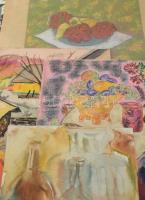 Olvashatatlan jelzéssel vagy jelzés nélkül: 30 db rajz, közte több női akt tanulmány. Klf. technikák...