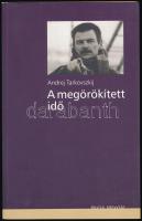 Andrej Tarkovszkij: A megörökített idő. Osiris Könyvtár Film. Bp., 2002, Osiris. Kiadói papírkötés, karcos borítóval.