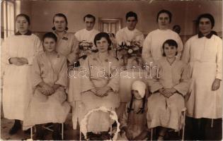 Nyíregyháza, kórház belső betegekkel. Gloviszky photo