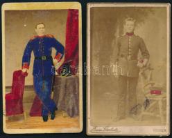 cca 1865-1880 Német kézzel színezett katonai fotók, 2 db, 10,5×6,5 cm
