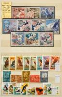 Magyar és külföldi tétel, változatos teljes sorok és blokkok, jó minőségű postatiszta anyag, benne több közép kategóriás értékkel, 10 lapos A4 berakóban (410,4 EUR + 26.700 HUF)