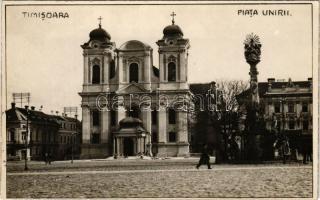 Temesvár, Timisoara; Piata Unirei / Losonczy tér a Székesegyházzal / square, cathedral. photo
