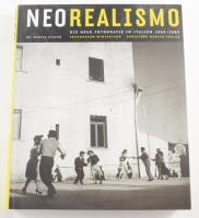Neorealismo. Die neue Fotografie in Italien 1932-1960. (Kiállítási katalógus.) Szerk.: Enrica Vigano. H.n., 2007, Christoph Merian Verlag - Fotomuseum Winterthur. Gazdag fekete-fehér fotóanyaggal. Német nyelven. Kiadói kartonált papírkötés.