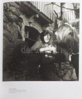 Neorealismo. Die neue Fotografie in Italien 1932-1960. (Kiállítási katalógus.) Szerk.: Enrica Vigano...