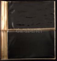 100 férőhelyes képeslap berakó album, laponként 4 hellyel, karton tartóban / postcard album with 100...