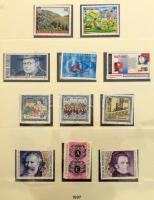Ausztria 1968-1999 Gyűjtemény 3 db falmentes előnyomott Lindner albumban, tokkal / Collection in 3 L...