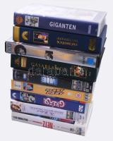 9 darab filmes kazetta, tokban.