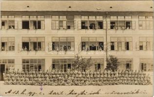 A 13. h. gyalogezred tartalékos tiszti iskola növendékei, laktanya / military training school, barracks. photo