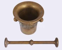 Bronz mozsár törővel, m: 11 cm, törő h: 21 cm