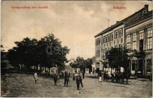 1908 Szécsény, Újvilág szálloda, utcakép, hintóban fehér fátyolos hölgy. Glattstein Adolf kiadása (EB)