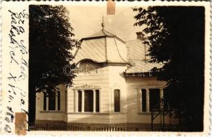 Budapest XVII. Rákosliget, dr Noll Viktor villája. XV. utca 15/a. Tóth photo (ragasztónyomok / glue ...