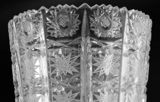 Ólomkristály váza. Jelzés nélkül, m: 21,5 cm