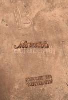 Komlós Kerámia vadászkutya pár, jelzett, kis mázhibákkal, 25x13 cm