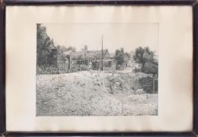 Dudás Jenő (1900-1991): Tihany. Rézkarc, papír, jelzett üvegezett keretben 29x39cm