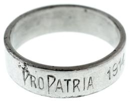 1914. "Pro Patria 1914" acél gyűrű (19mm belső átmérő) T:AU,XF kis rozsda Hungary 1914. "Pro patria 1914" steel ring (19mm inner diameter) C:AU,XF tiny rust