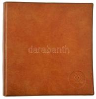 Használt állapotú barna műbőr háromgyűrűs berakó album, összesen 10db berakólappal (216db férőhellyel) klf méretű érmék számára