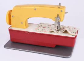 Retro játékvarrógép, 29x17 cm