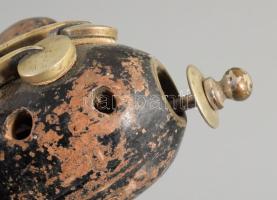 Kerámia okarina, kopott, h: 14 cm