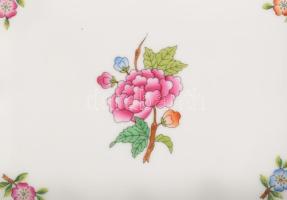 Herendi Eton mintás kínáló. Jelzett, hibátlan, 14x18,5 cm