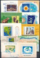 Románia 1974-1981 10 db klf vágott blokk A4-es berakólapon