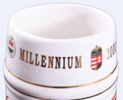 2000 Évszázad Mérkőzése emlékkorsó. Tervezte: Buzánszky Jenő. Felületi sérüléssel, m: 22 cm