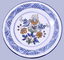 3 darab habán múzeumi másolat kerámia, egyiken pattogzással, d: 25 cm