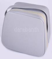 Pentacon Aspectar 150A diavetítő, dobozában