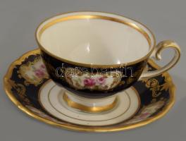 3 darab csésze alátéttel, közte 2 Zsolnay