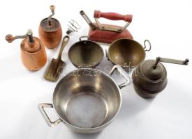 Kis doboznyi bolha tétel, borsdarálókkal.