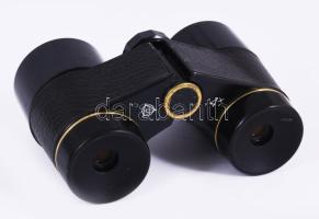 Régi távcső, tokkal