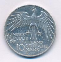 Német Szövetségi Köztársaság 1972D 10M Ag "Müncheni Olimpia - Stadion" T:AU kis patina
Fe...