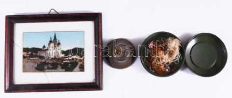 Banános doboznyi vegyes bolha tétel. klf méretű tárgyakkal