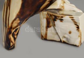 Hollóháza Stúdió Sas szobor. Jelzett, kézzel festett, hibátlan, m: 34 cm