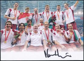 Kemény Dénes (1954-) olimpiai bajnok vízilabdázó és edző aláírása képeslapon