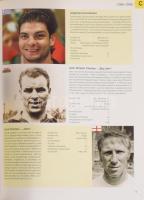 Vegyes futballal kapcsolatos könyvtétel, 3 db
Keir Radnedge: A futball enciklopédiája. Ford.: Tomor...